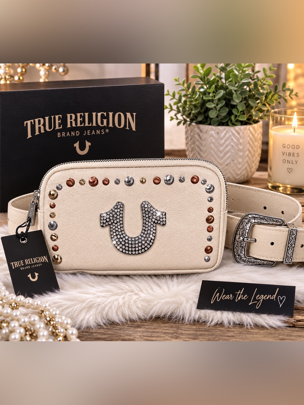 NWT True Religion Rhinestone Horseshoe Logo Studded Belt Bag Gift Set – Cream